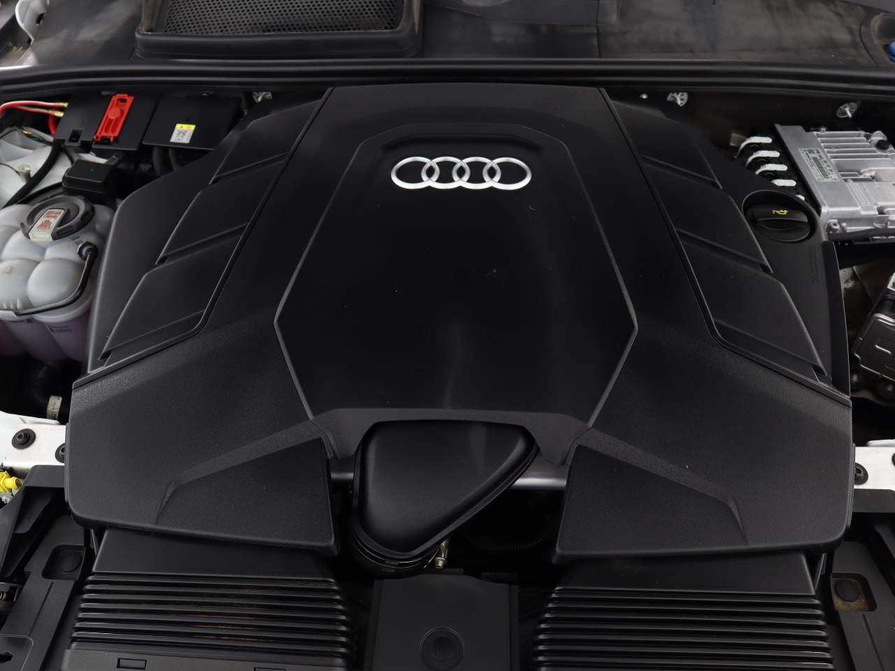 2023 Audi Q7 quattro Premium 55 TFSI