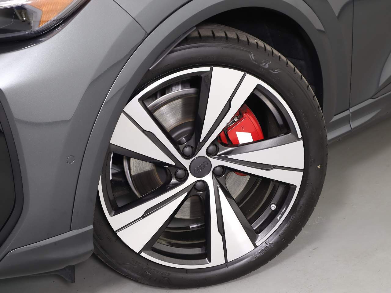 2026 Audi SQ5 Sportback quattro Premium Plus TFSI