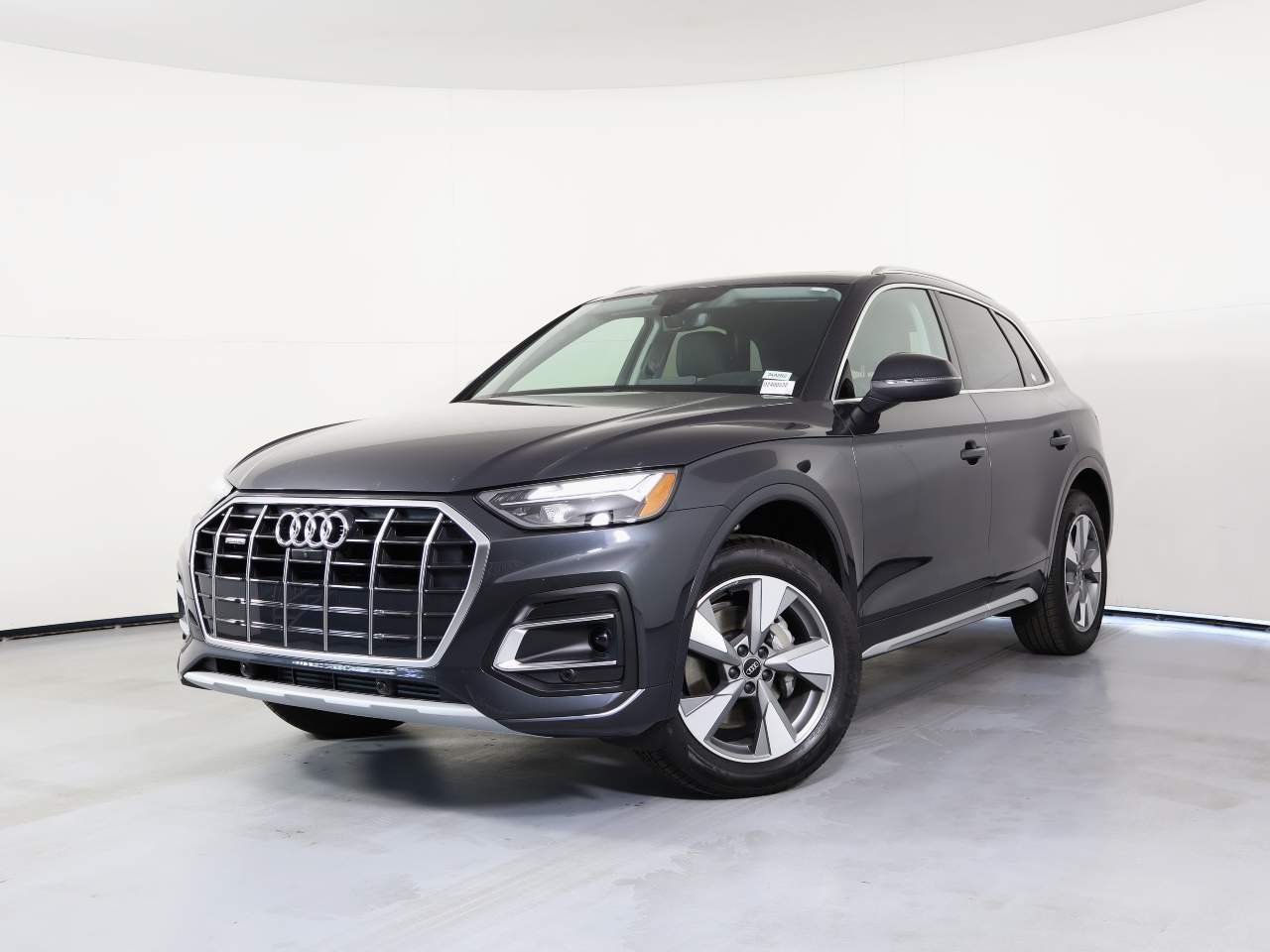 2024 Audi Q5 quattro Premium Plus 40 TFSI