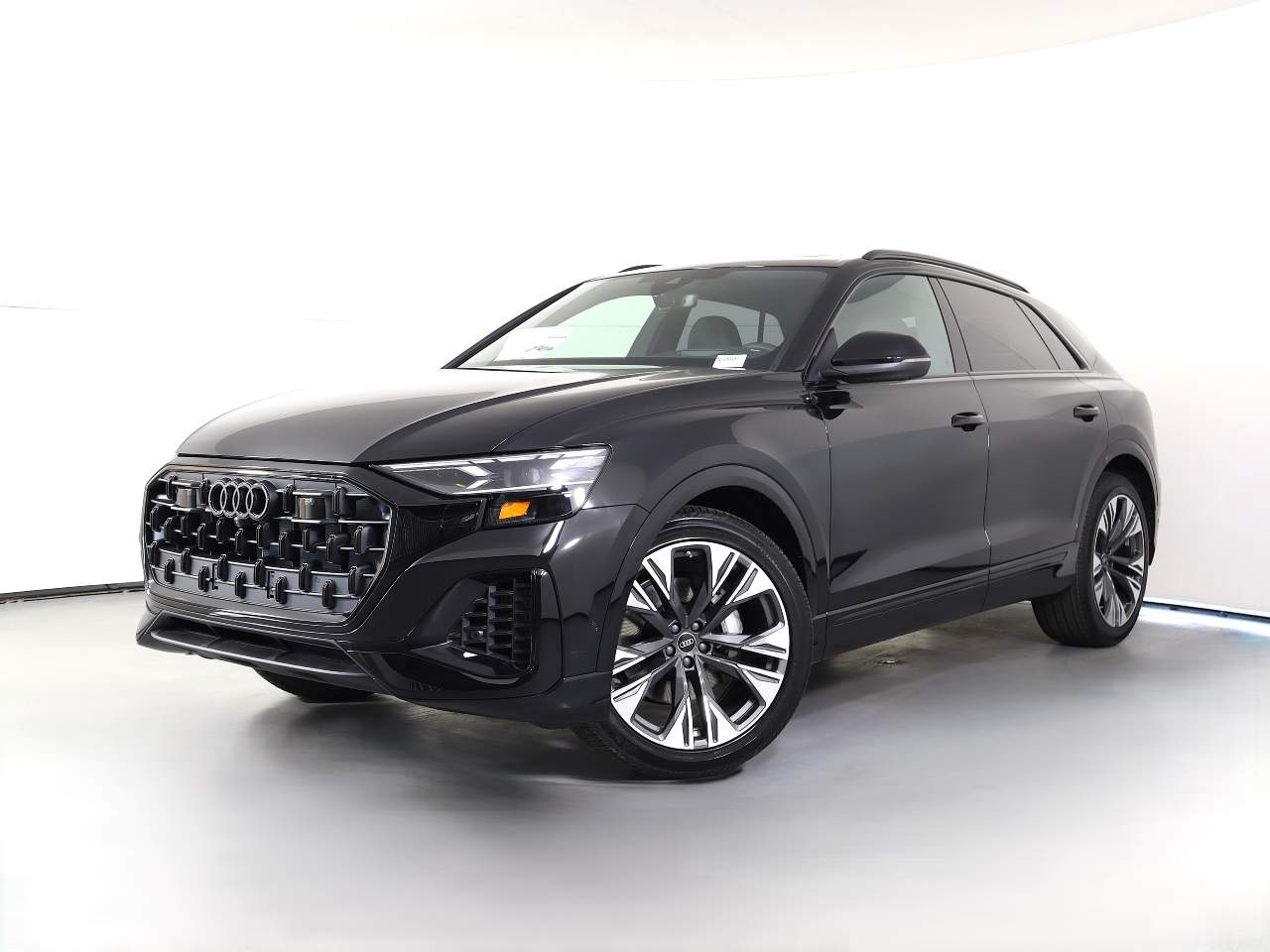 2025 Audi Q8 quattro Prestige 55 TFSI