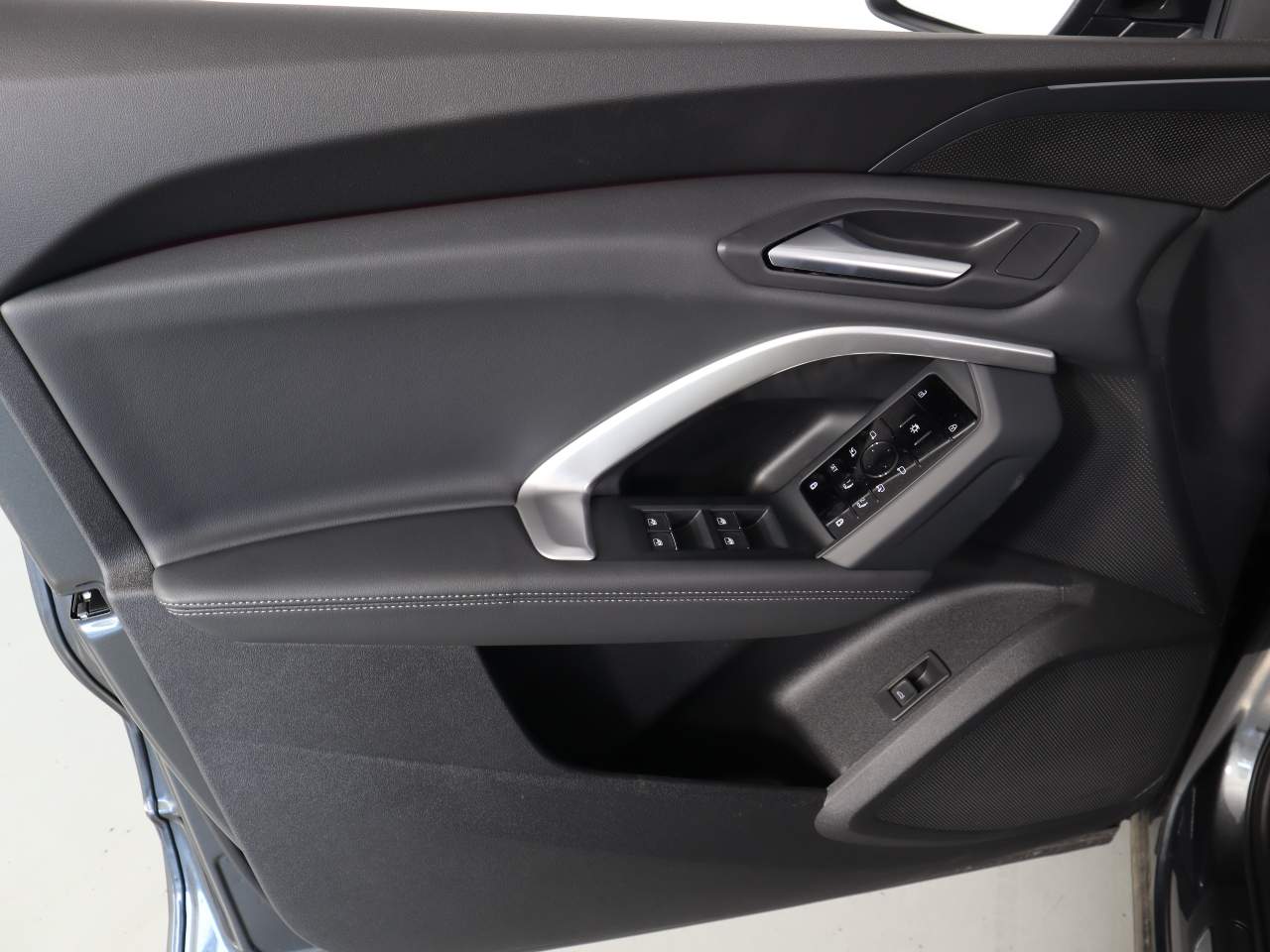 2026 Audi Q5 Sportback quattro Premium TFSI