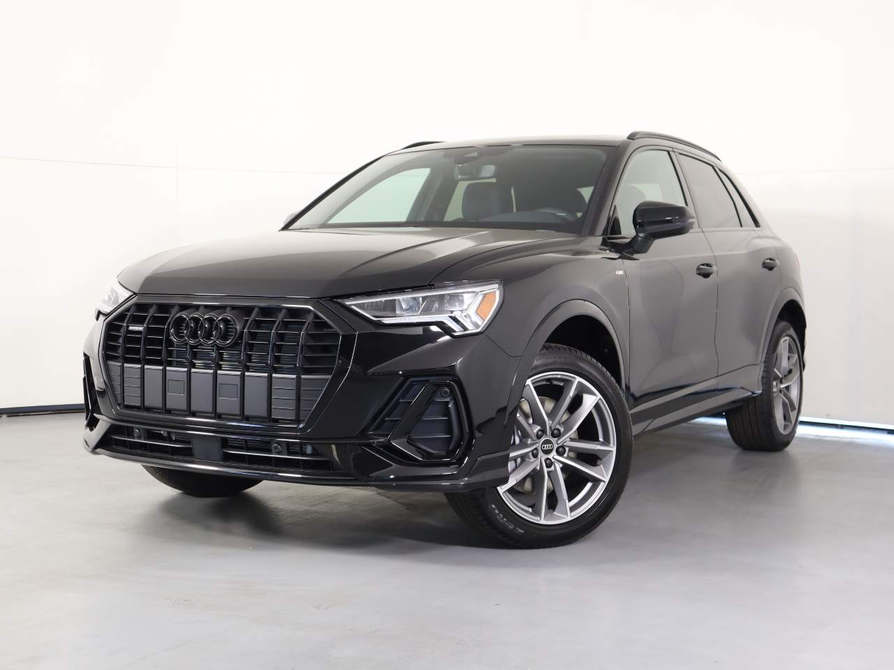 2025 Audi Q3 quattro S line Premium 45 TFSI