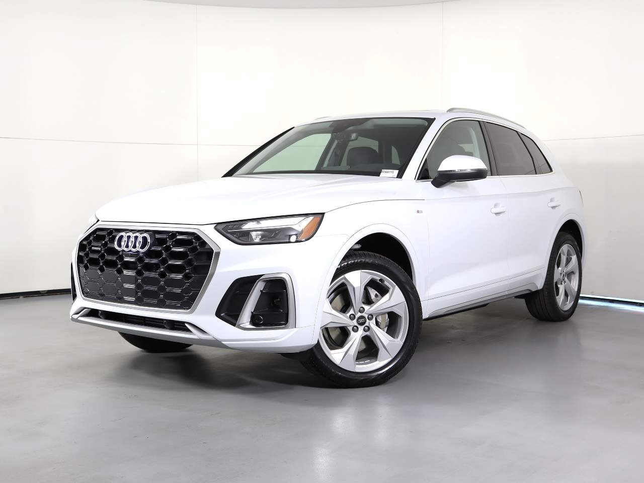 2025 Audi Q5 quattro S line Prem Plus 45 TFSI