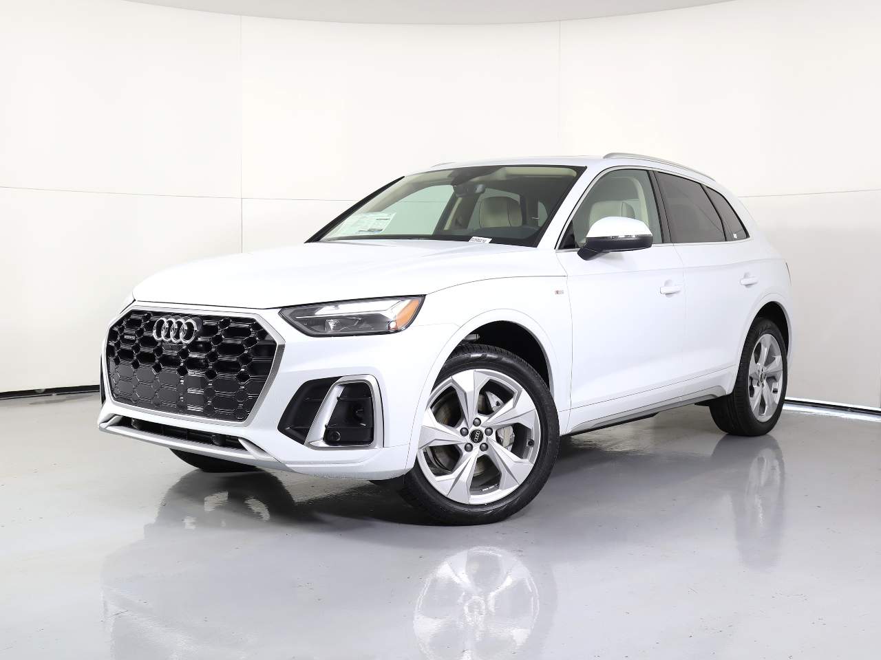 2025 Audi Q5 quattro S line Prem Plus 45 TFSI