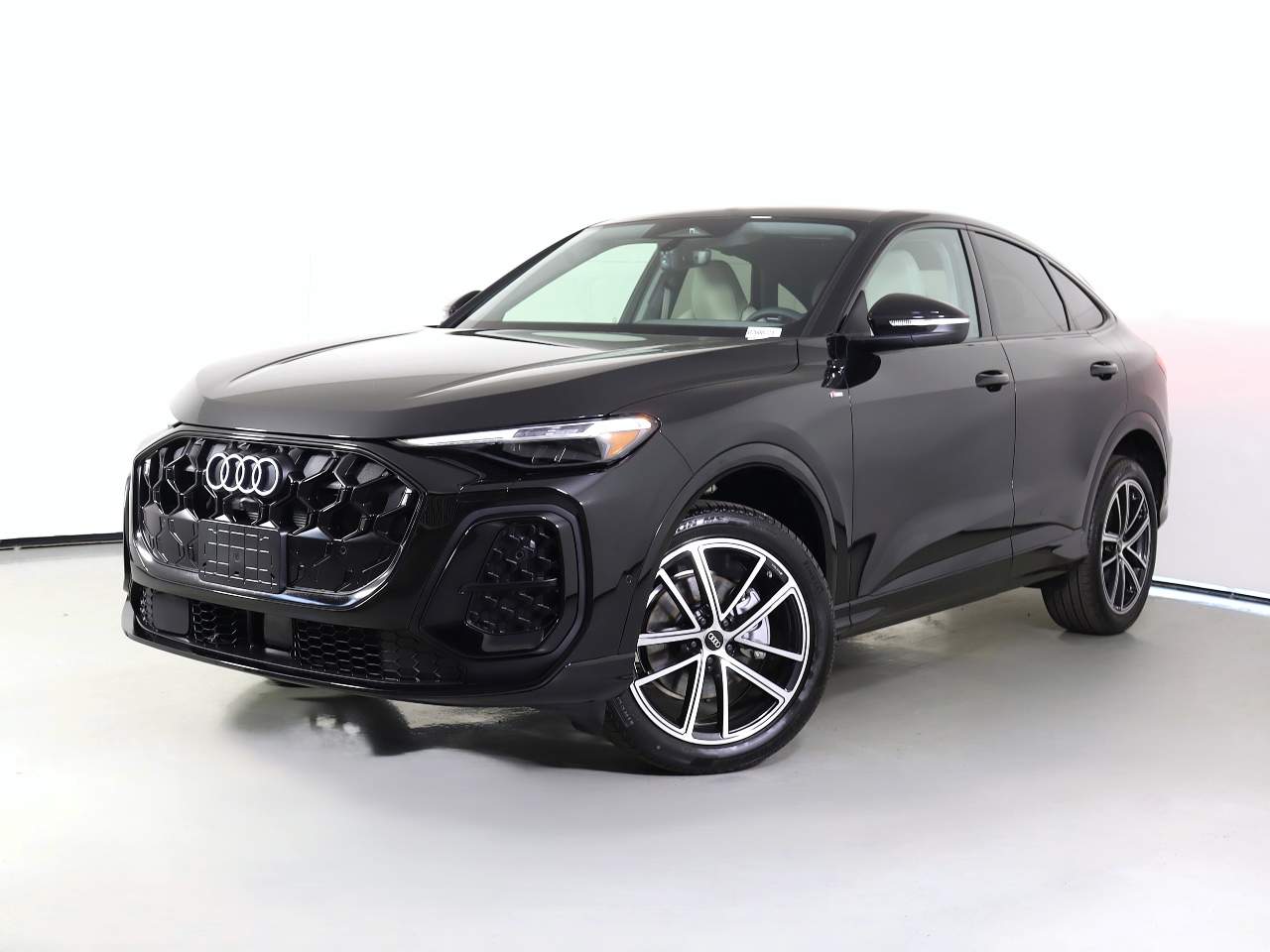 2026 Audi Q5 Sportback quattro Premium Plus TFSI