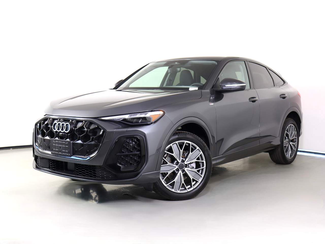 2026 Audi Q5 Sportback quattro Premium Plus TFSI