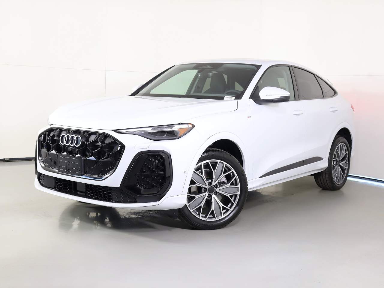 2026 Audi Q5 Sportback quattro Premium Plus TFSI