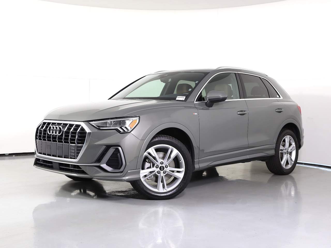 2022 Audi Q3 quattro S line Prem Plus 45 TFSI