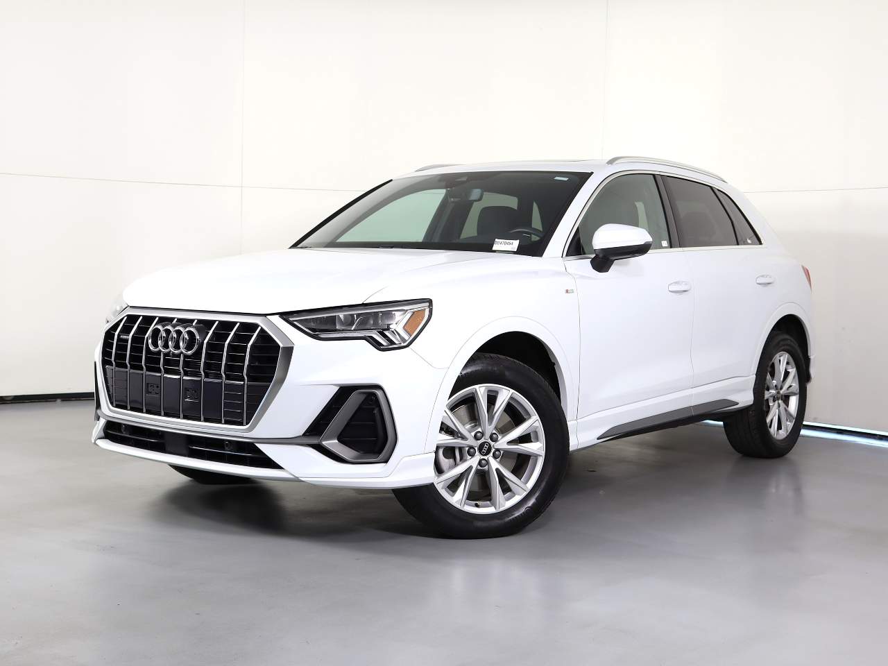 2024 Audi Q3 quattro S line Prem Plus 45 TFSI