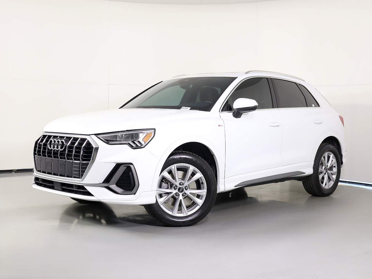 2023 Audi Q3 quattro S line Prem Plus 45 TFSI