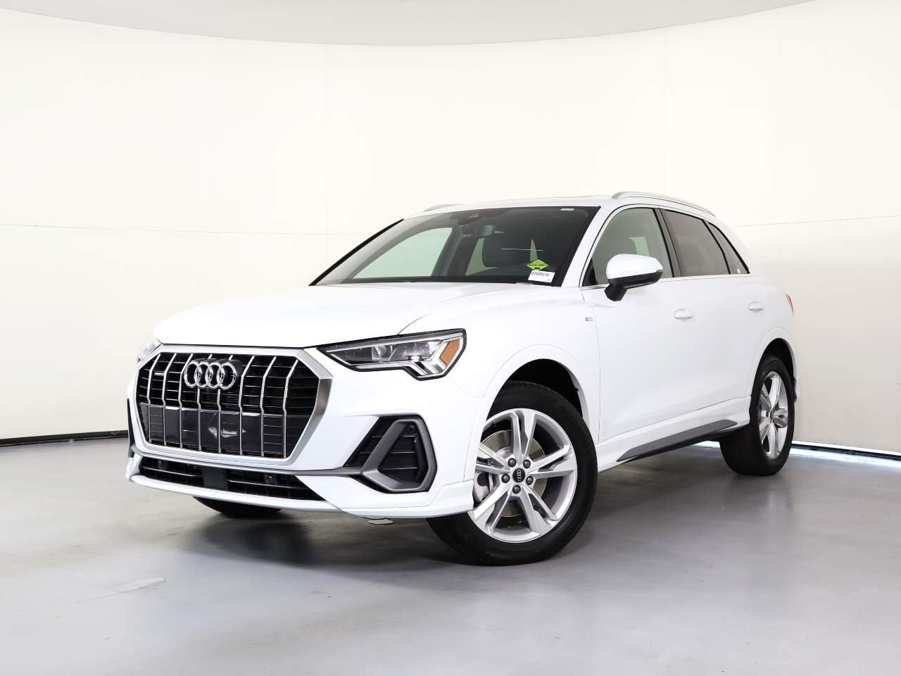 2024 Audi Q3 quattro S line Prem Plus 45 TFSI