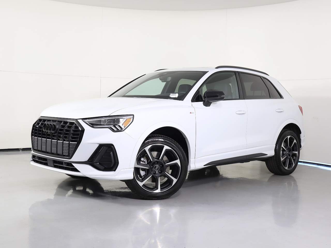 2025 Audi Q3 quattro S line Prem Plus 45 TFSI