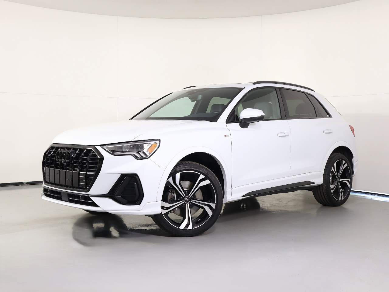 2024 Audi Q3 quattro S line Prem Plus 45 TFSI