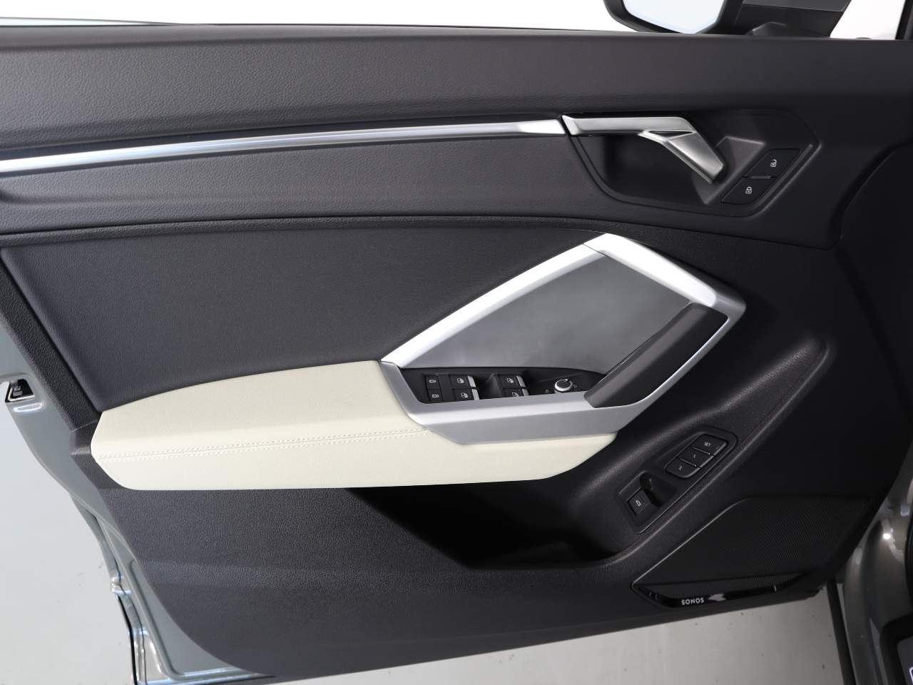 2025 Audi Q3 quattro S line Prem Plus 45 TFSI