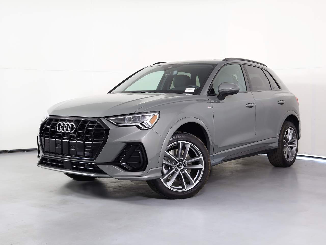 2024 Audi Q3 quattro S line Prem Plus 45 TFSI