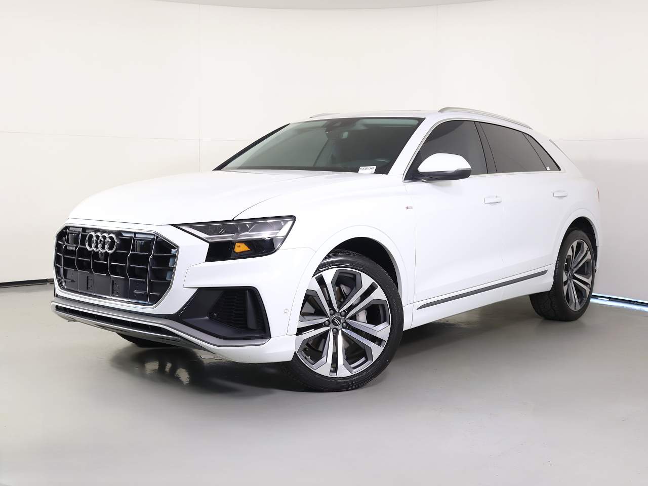 2022 Audi Q8 quattro Premium Plus 55 TFSI