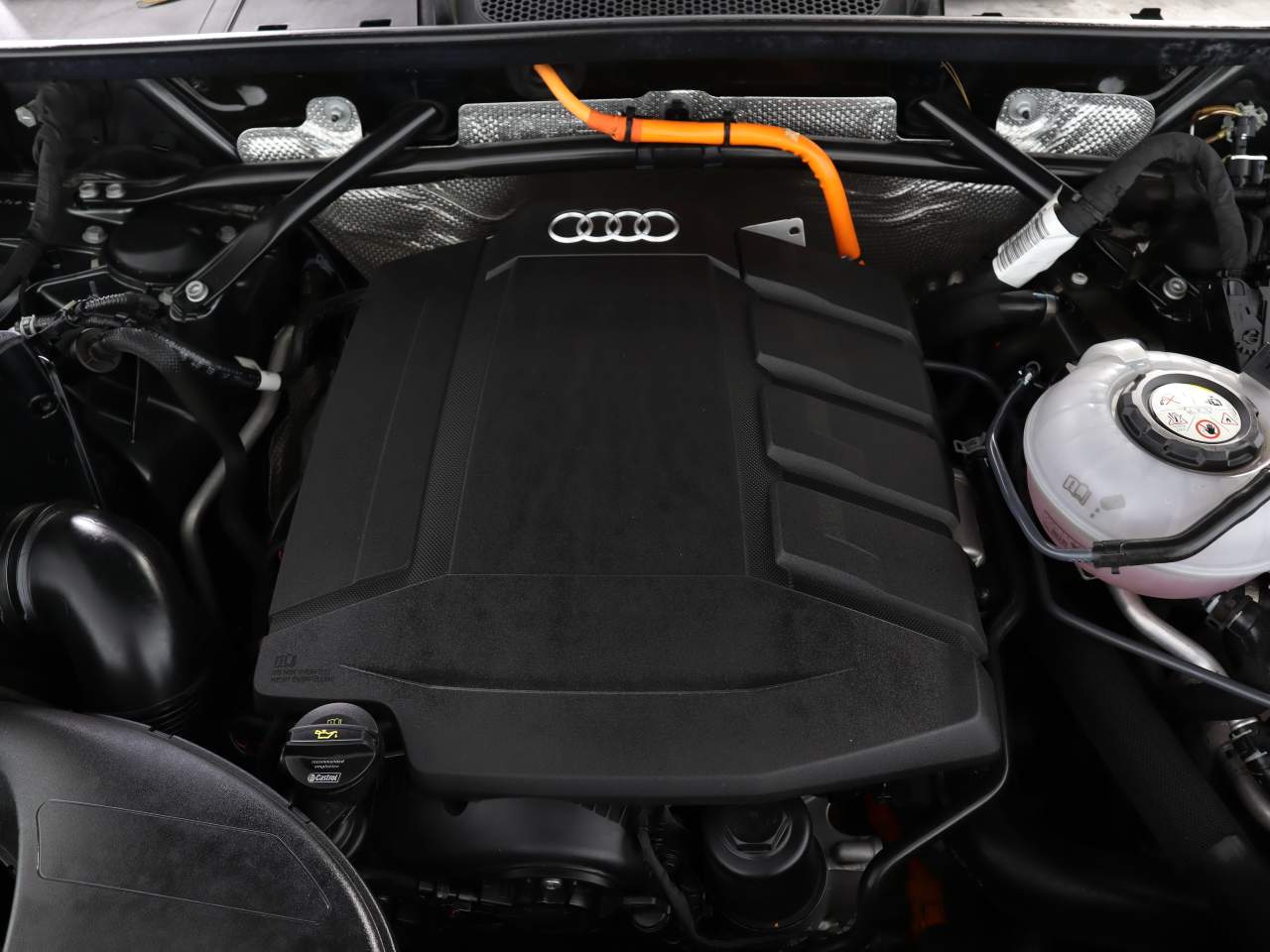 2020 Audi Q5 e quattro Prestige 55 TFSI