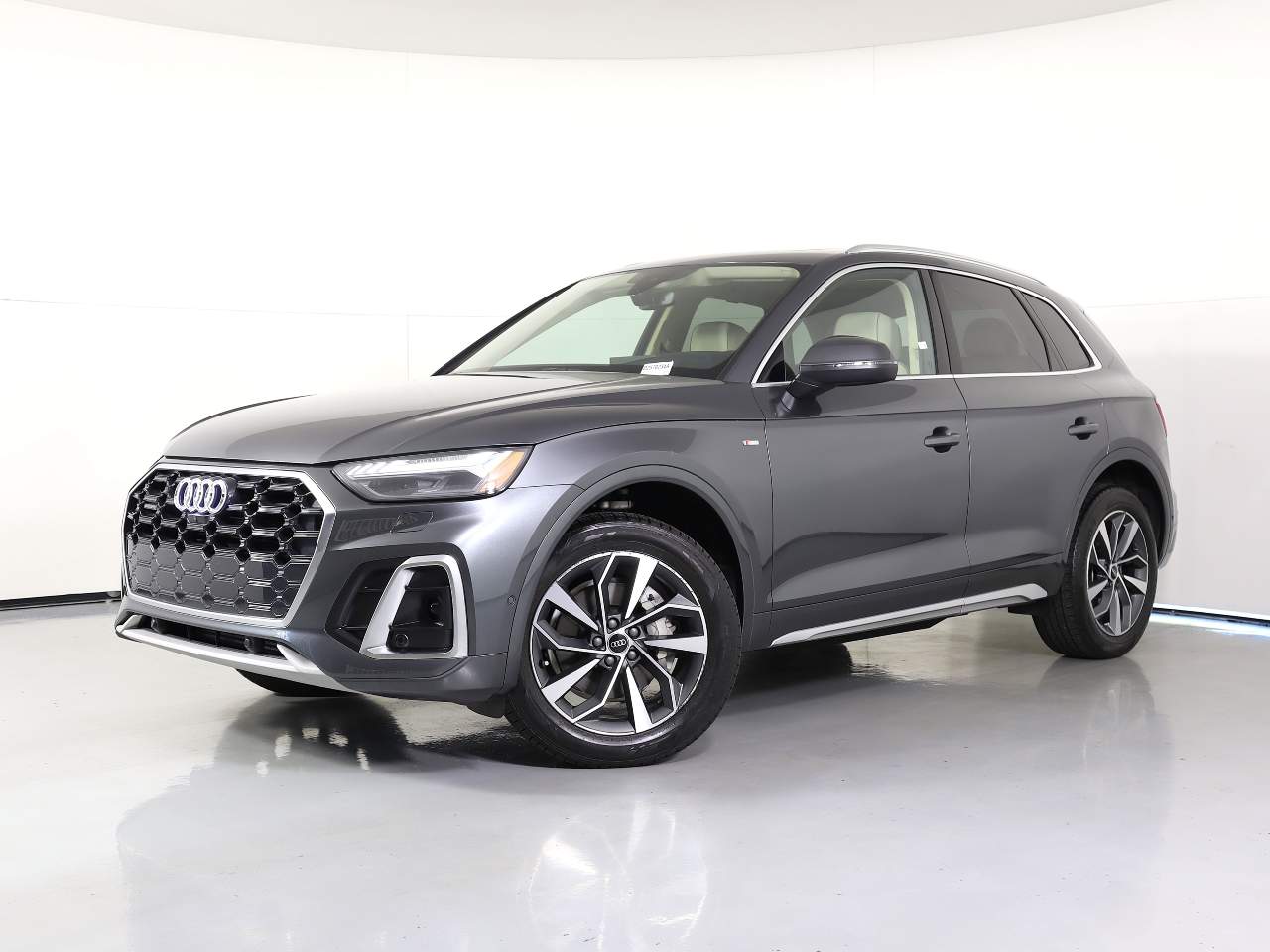 2024 Audi Q5 quattro S line Prestige 45 TFSI