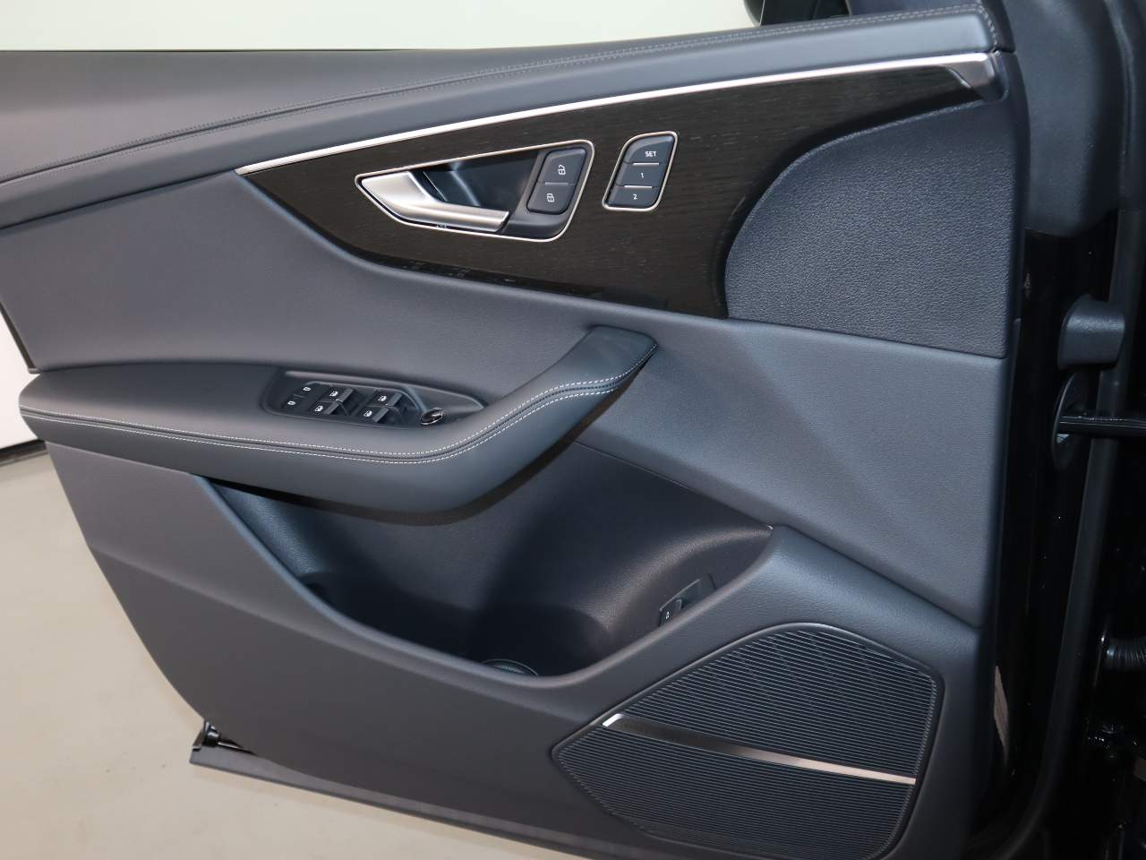 2027 Audi Q8 quattro Prestige 55 TFSI