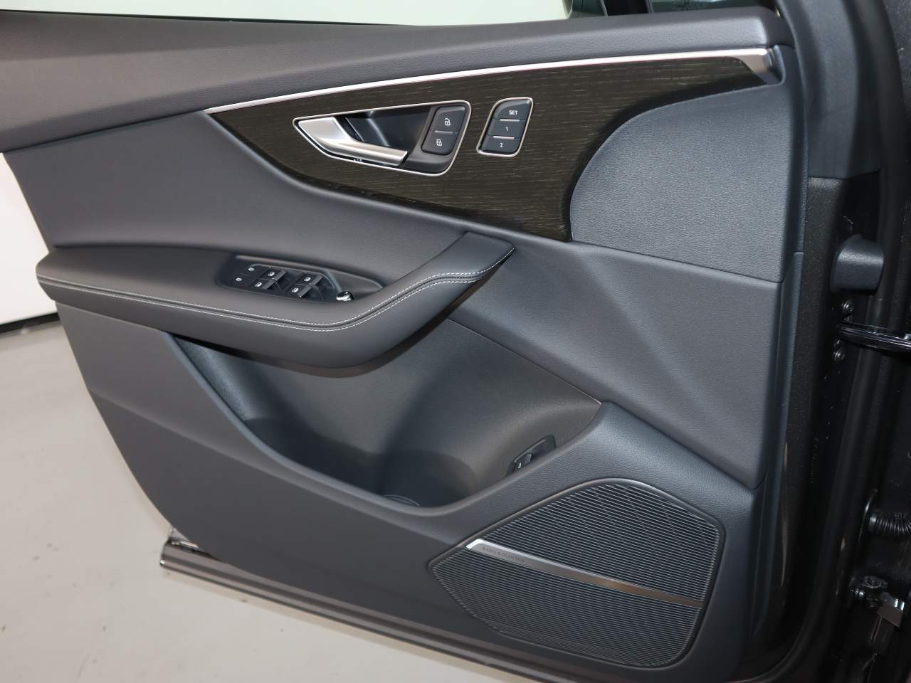 2025 Audi Q7 quattro Premium Plus 45 TFSI