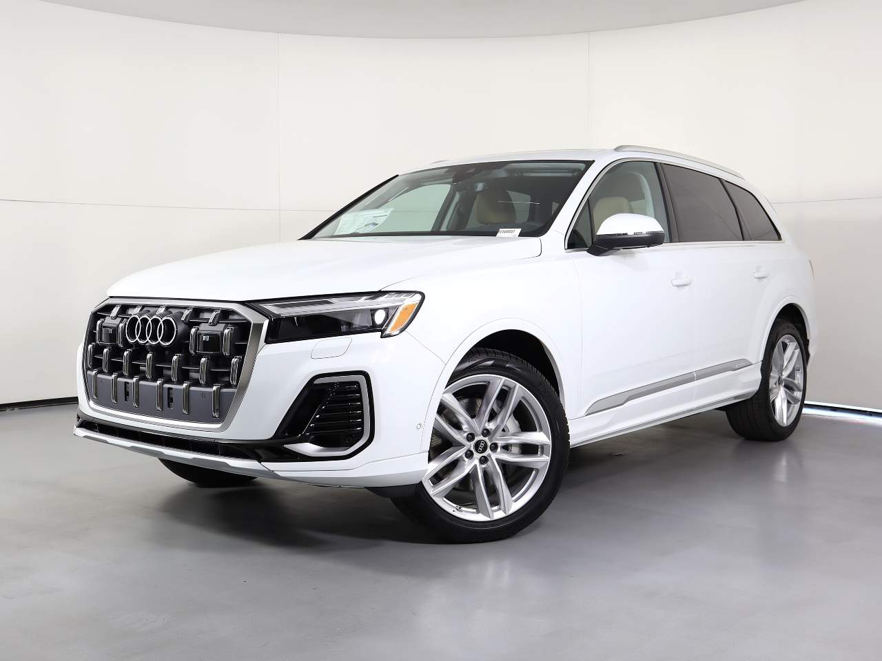 2025 Audi Q7 quattro Premium Plus 55 TFSI