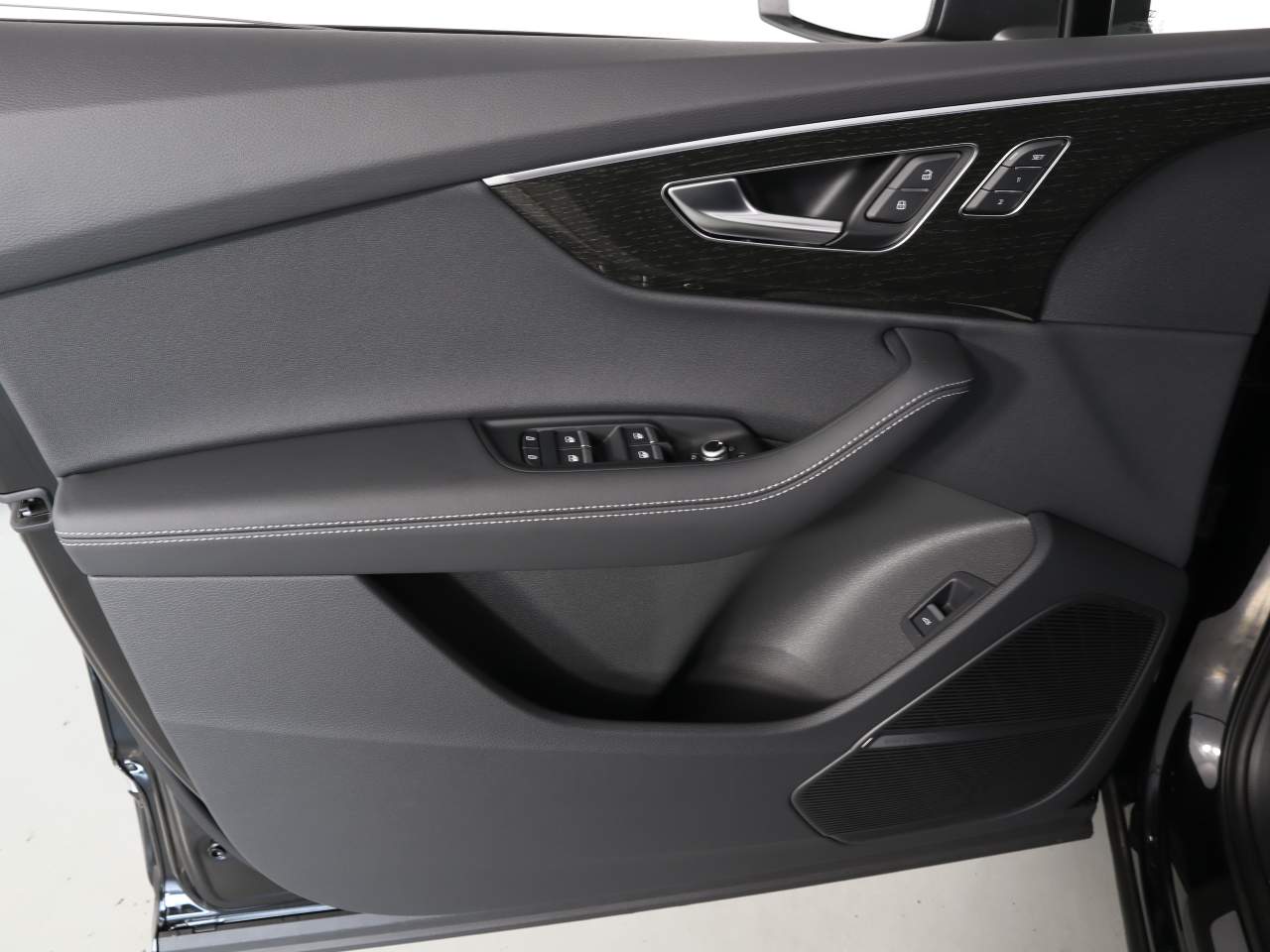 2025 Audi Q7 quattro Premium Plus 55 TFSI