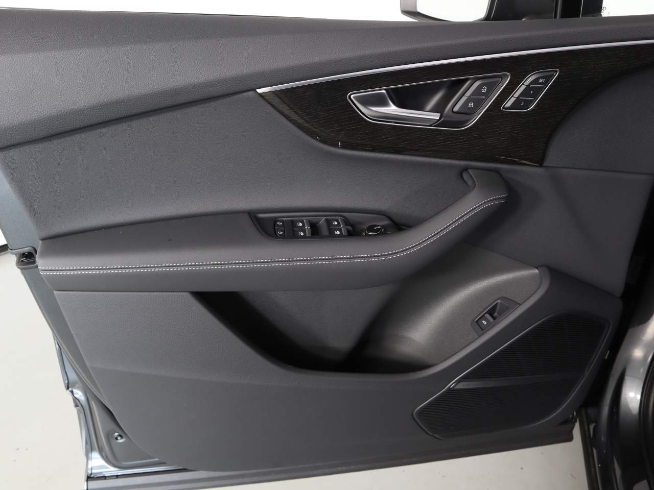2026 Audi Q7 quattro S line Premium Plus 55 TFSI