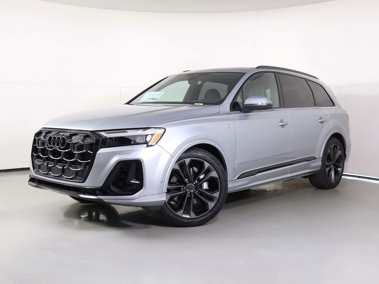 Satellite Silver Metallic 2026 Audi Q7 SUV / Crossover All-Wheel Drive