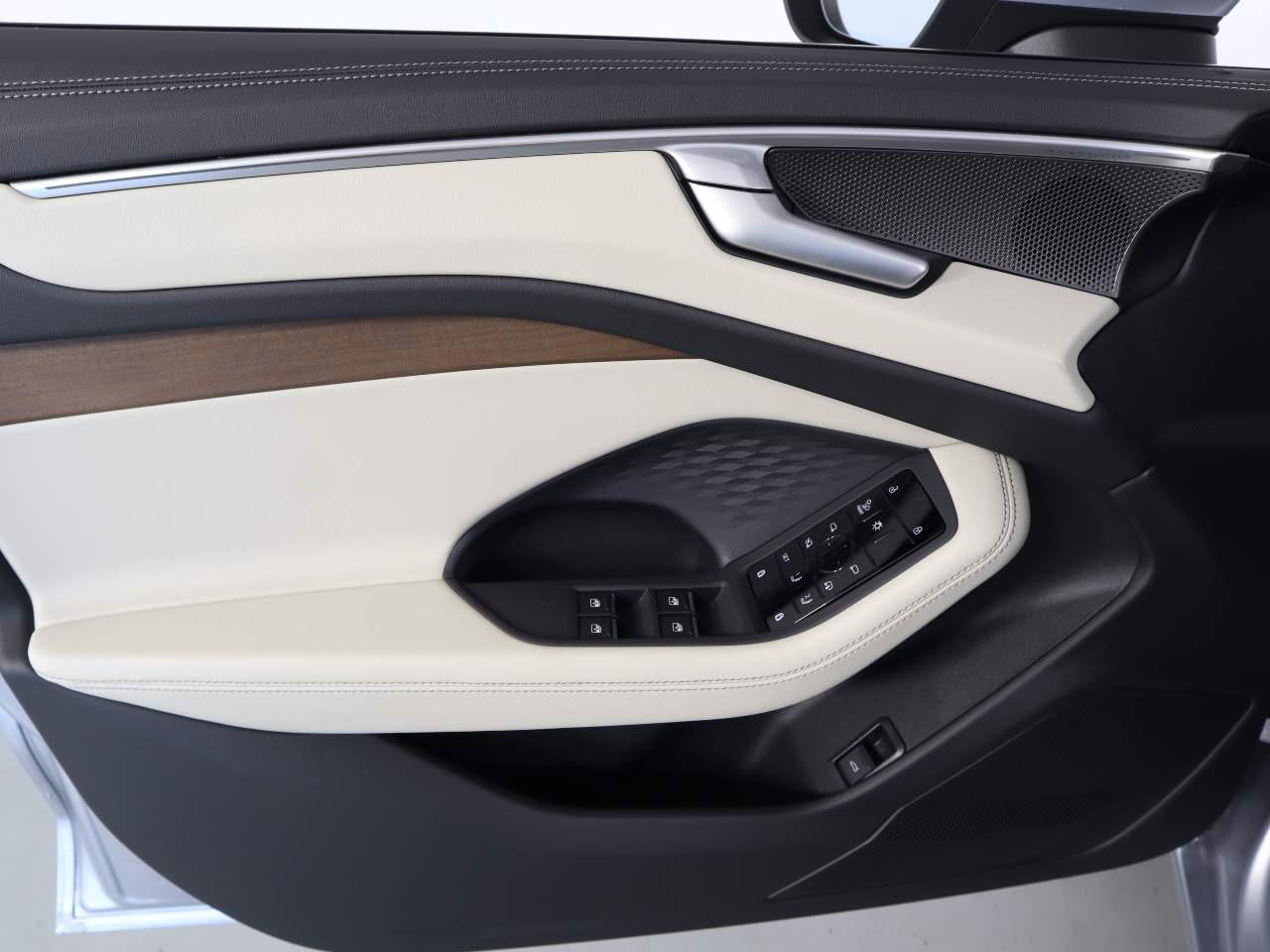 2026 Audi A6 quattro Premium Plus 55 TFSI