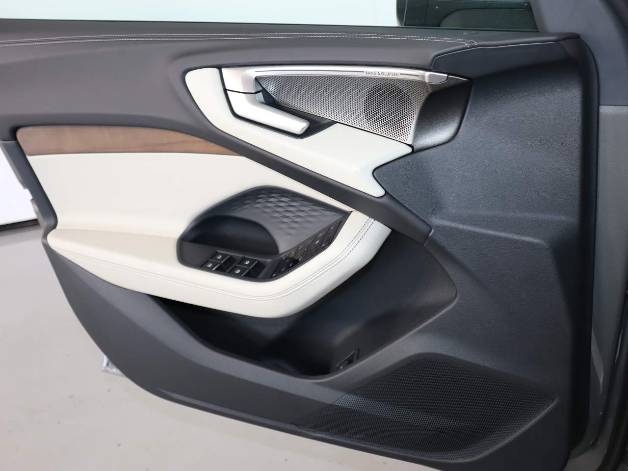 2025 Audi A5 quattro Premium Plus TFSI