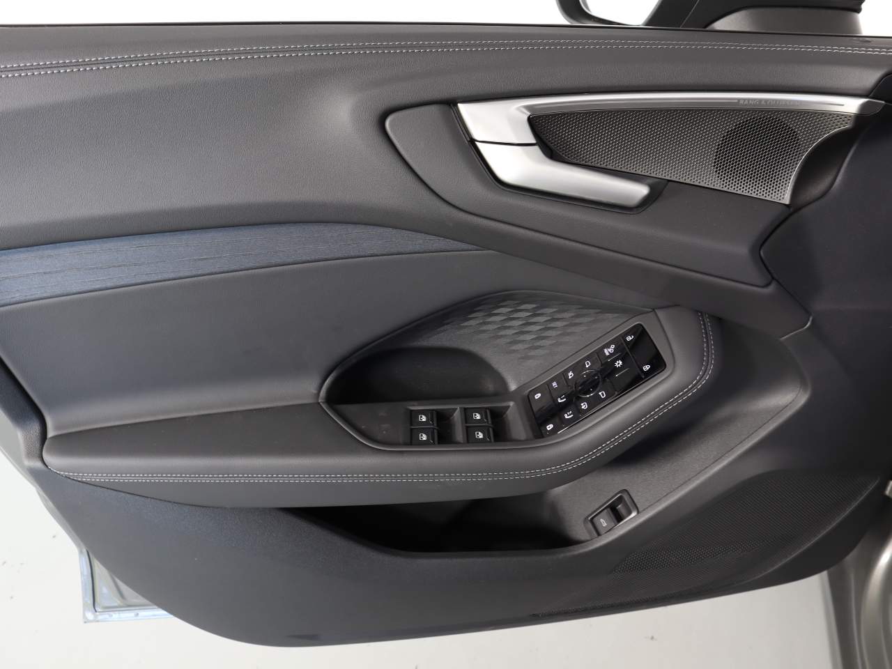 2025 Audi A5 quattro Premium Plus TFSI