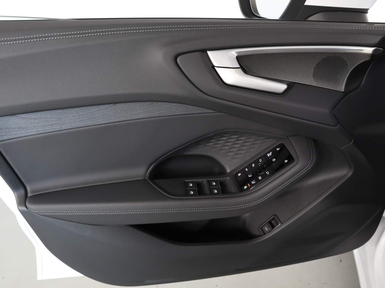 2025 Audi A5 quattro Premium Plus TFSI