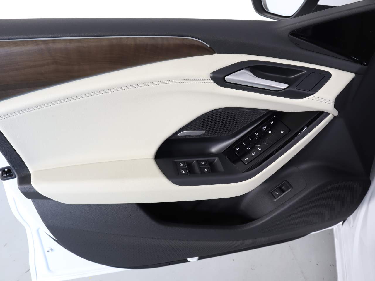 2025 Audi A6 Sportback e-tron Premium Plus