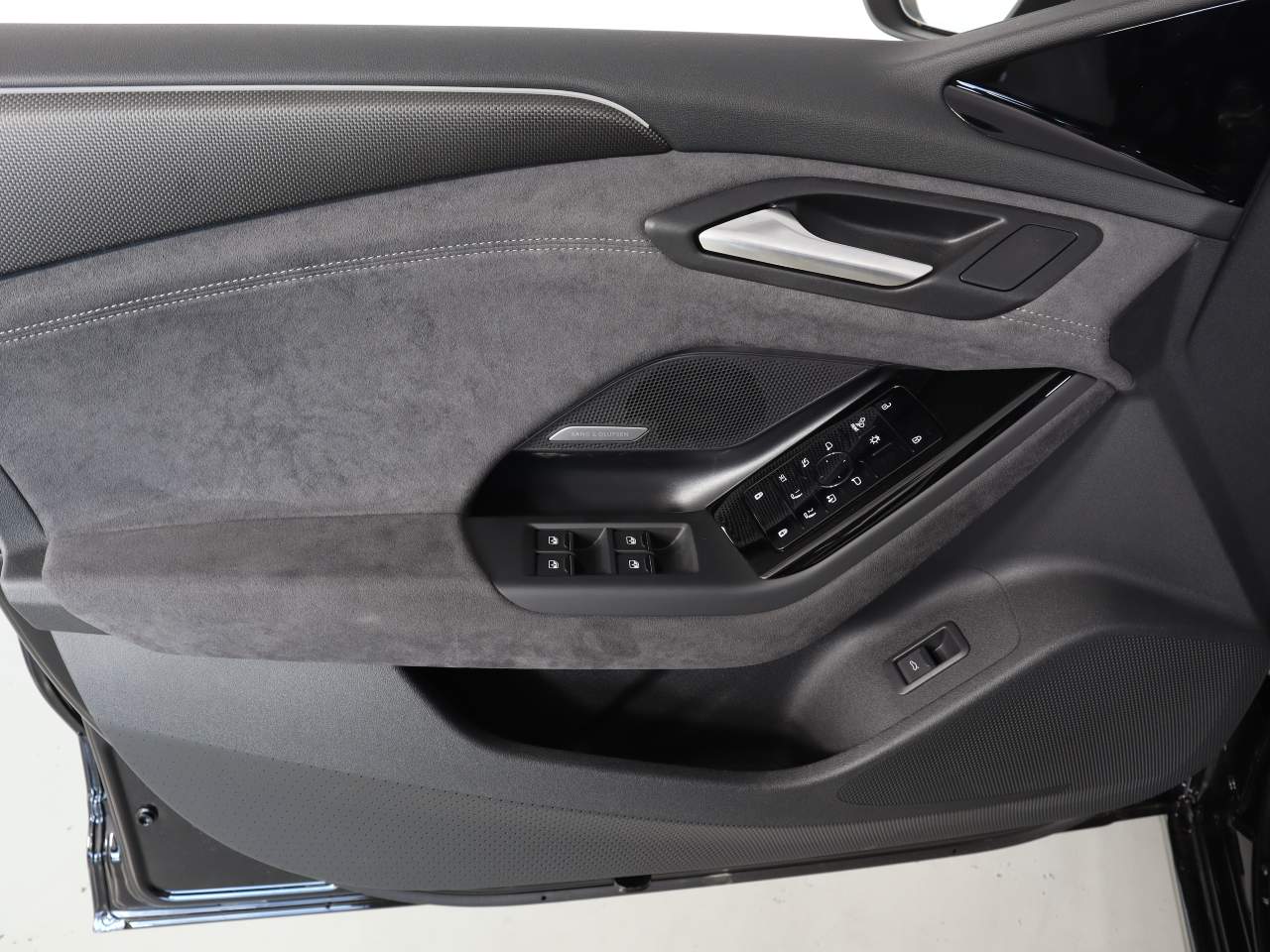 2025 Audi S6 Sportback e-tron quattro Prestige