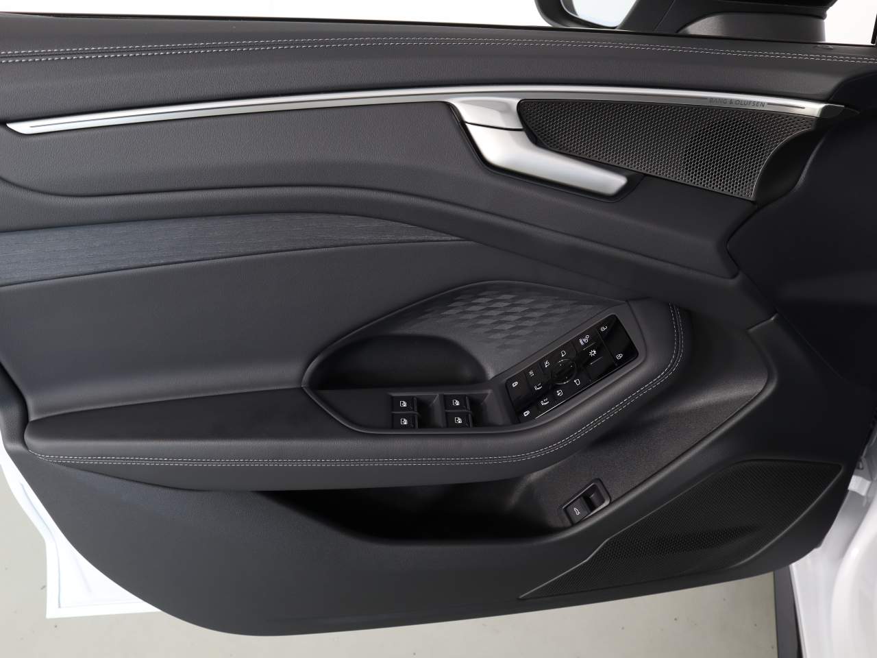 2026 Audi A6 quattro Premium Plus 55 TFSI
