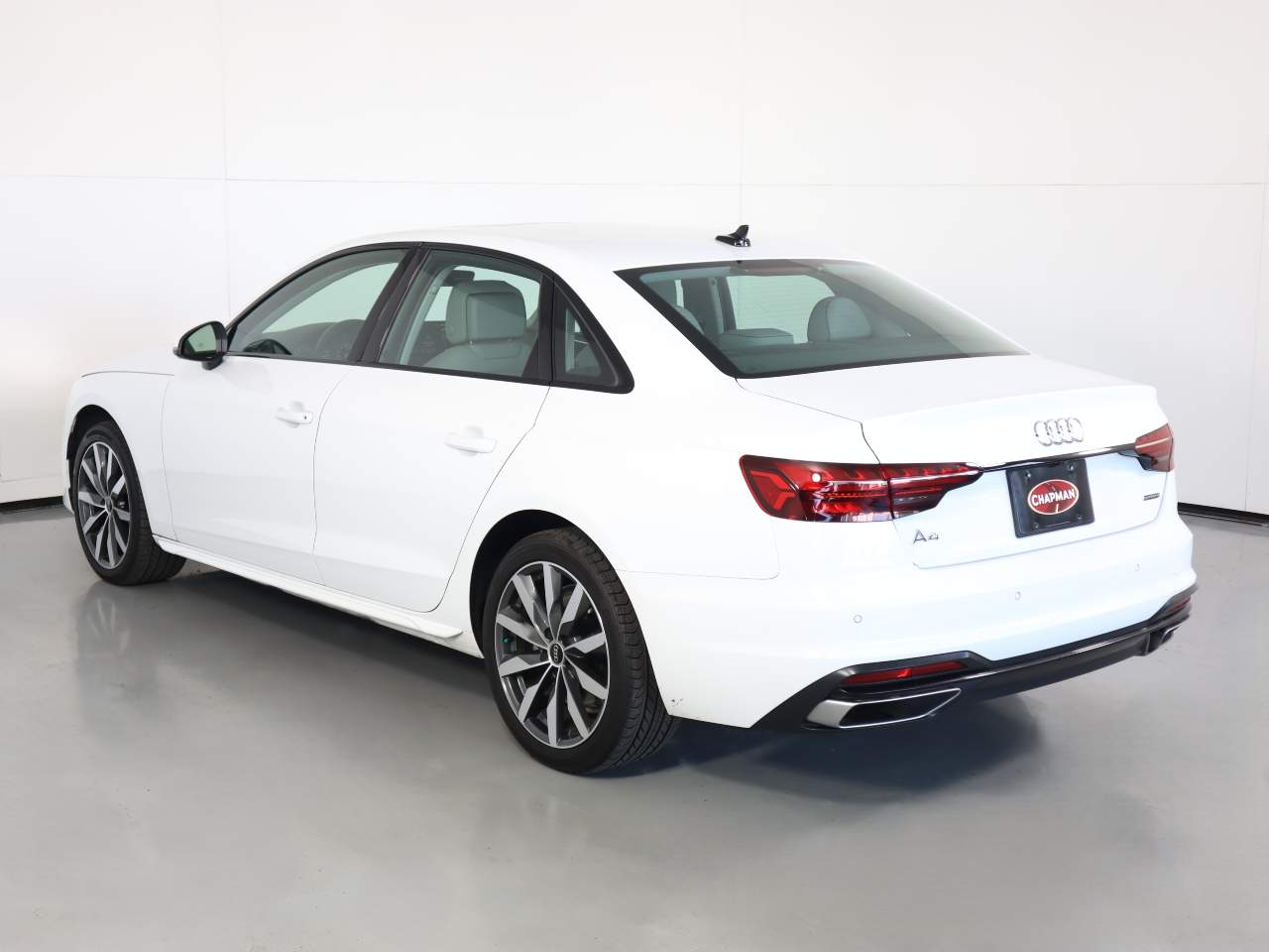 2024 Audi A4 quattro Premium Plus 40 TFSI