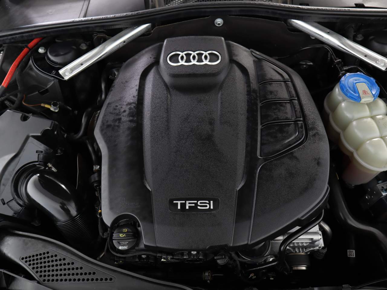 2018 Audi A4 2.0T quattro Premium Plus