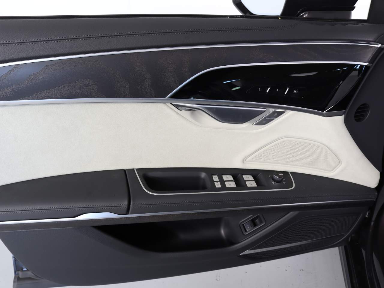 2025 Audi A8 L quattro 55 TFSI