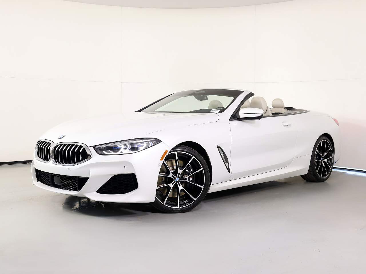 2022 BMW 8-Series 840i