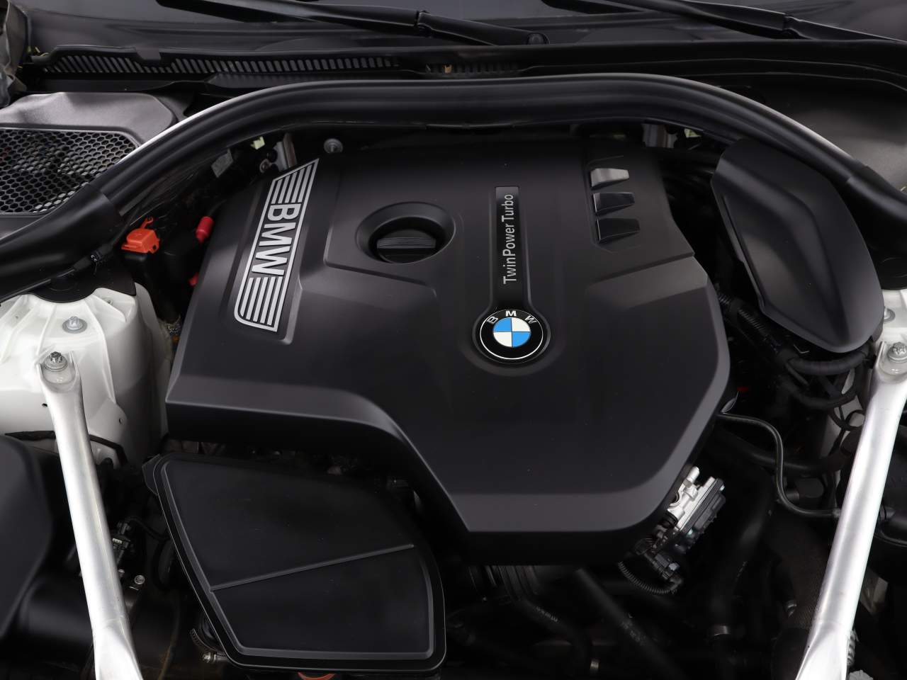 2019 BMW 5-Series 530i