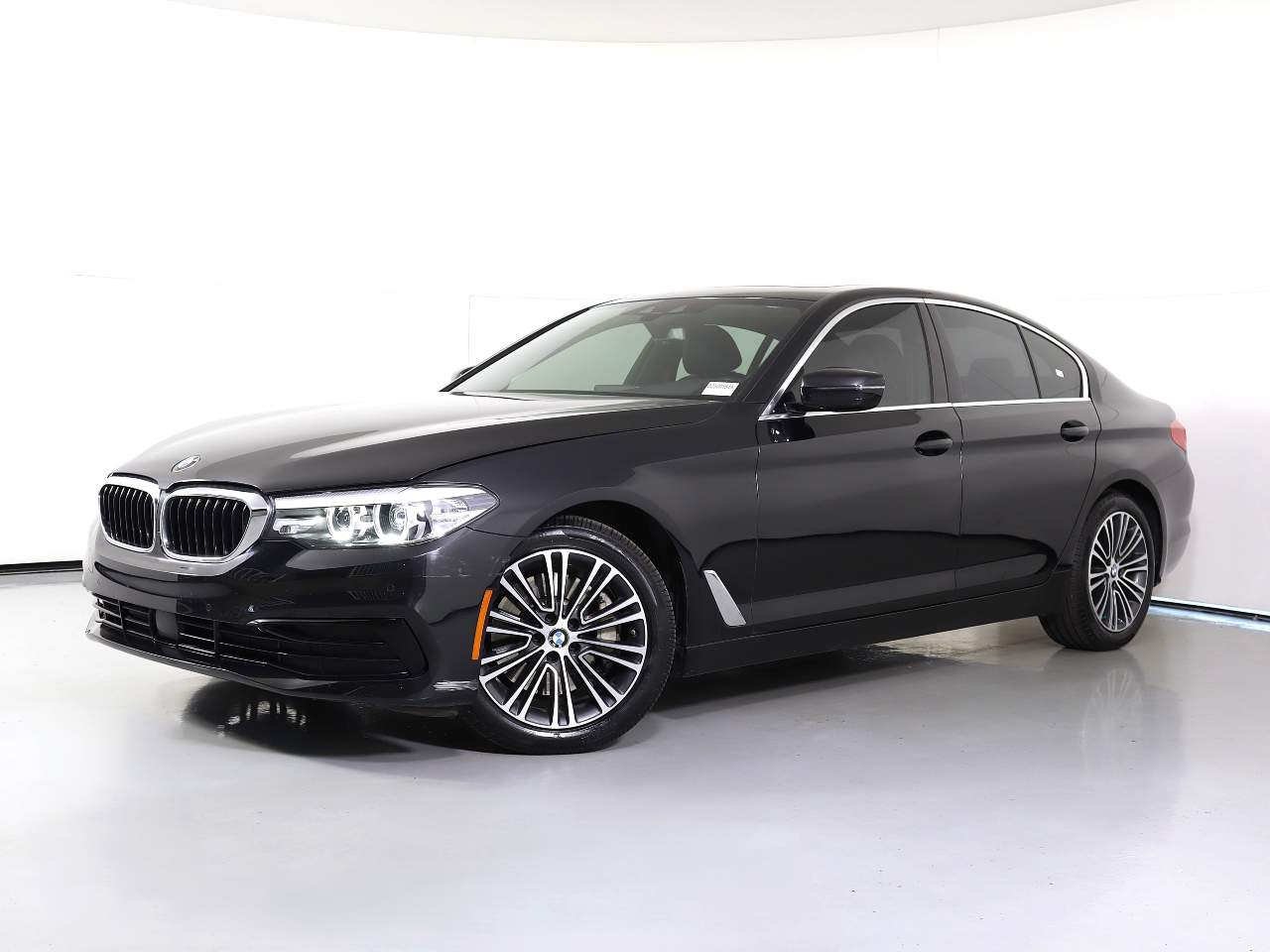 2019 BMW 5-Series 540i