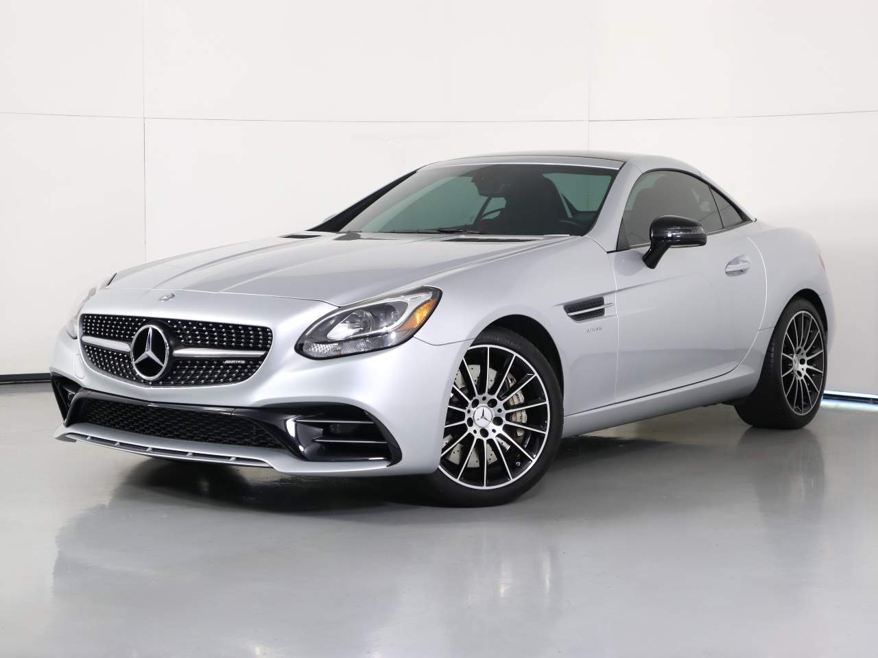 2017 Mercedes-Benz AMG SLC 43
