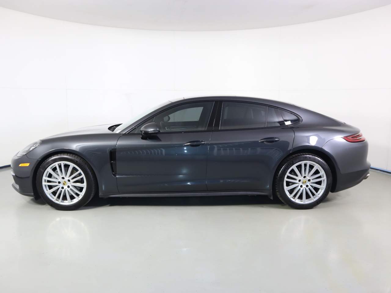 2017 Porsche Panamera 4S