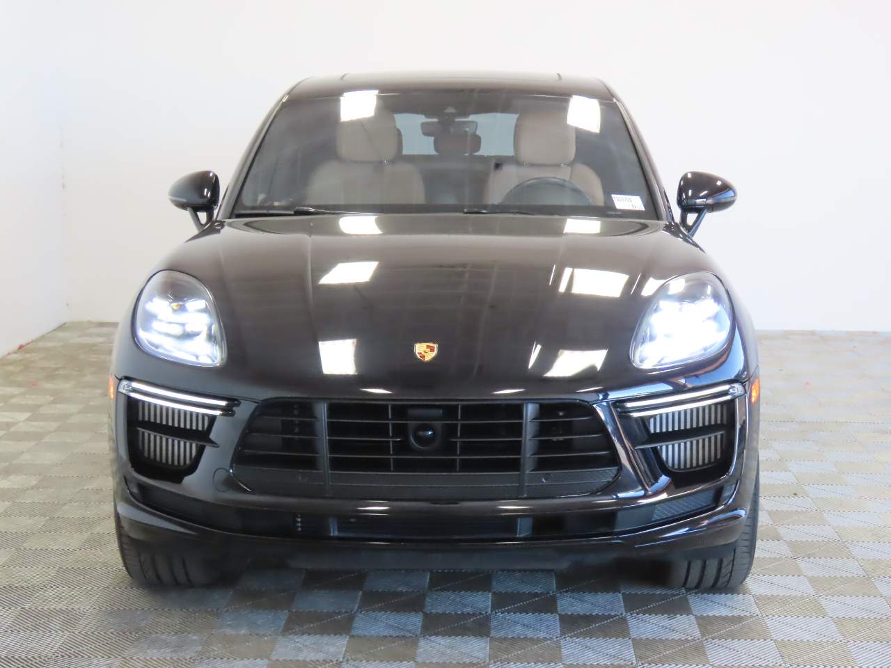 2020 Porsche Macan Turbo
