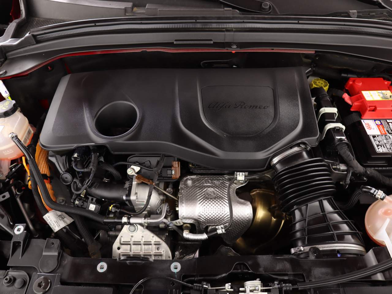 2024 Alfa Romeo Tonale Hybrid Ti