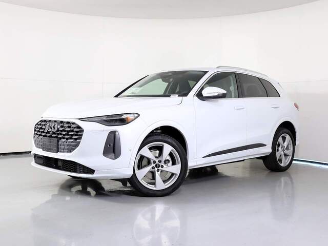2025 Audi Q5 quattro Premium Plus TFSI