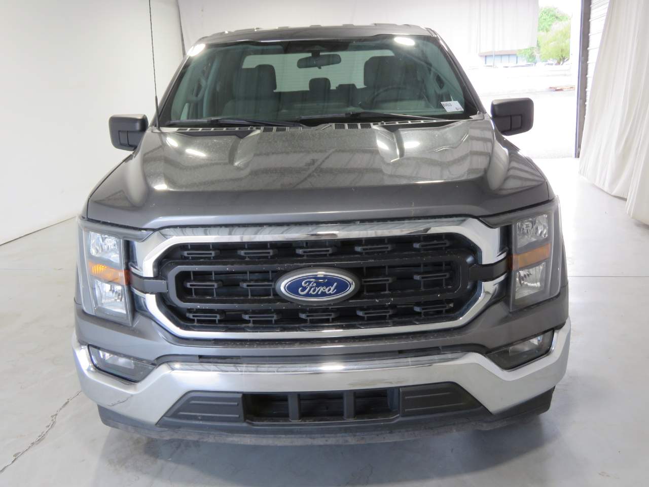 2023 Ford F-150 XL Crew Cab