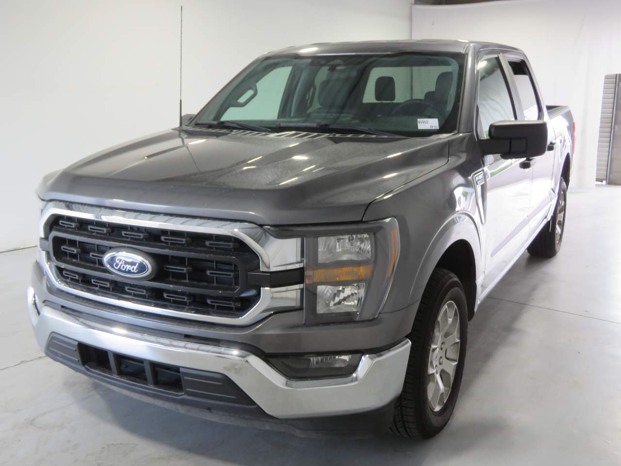 2023 Ford F-150 XL Crew Cab