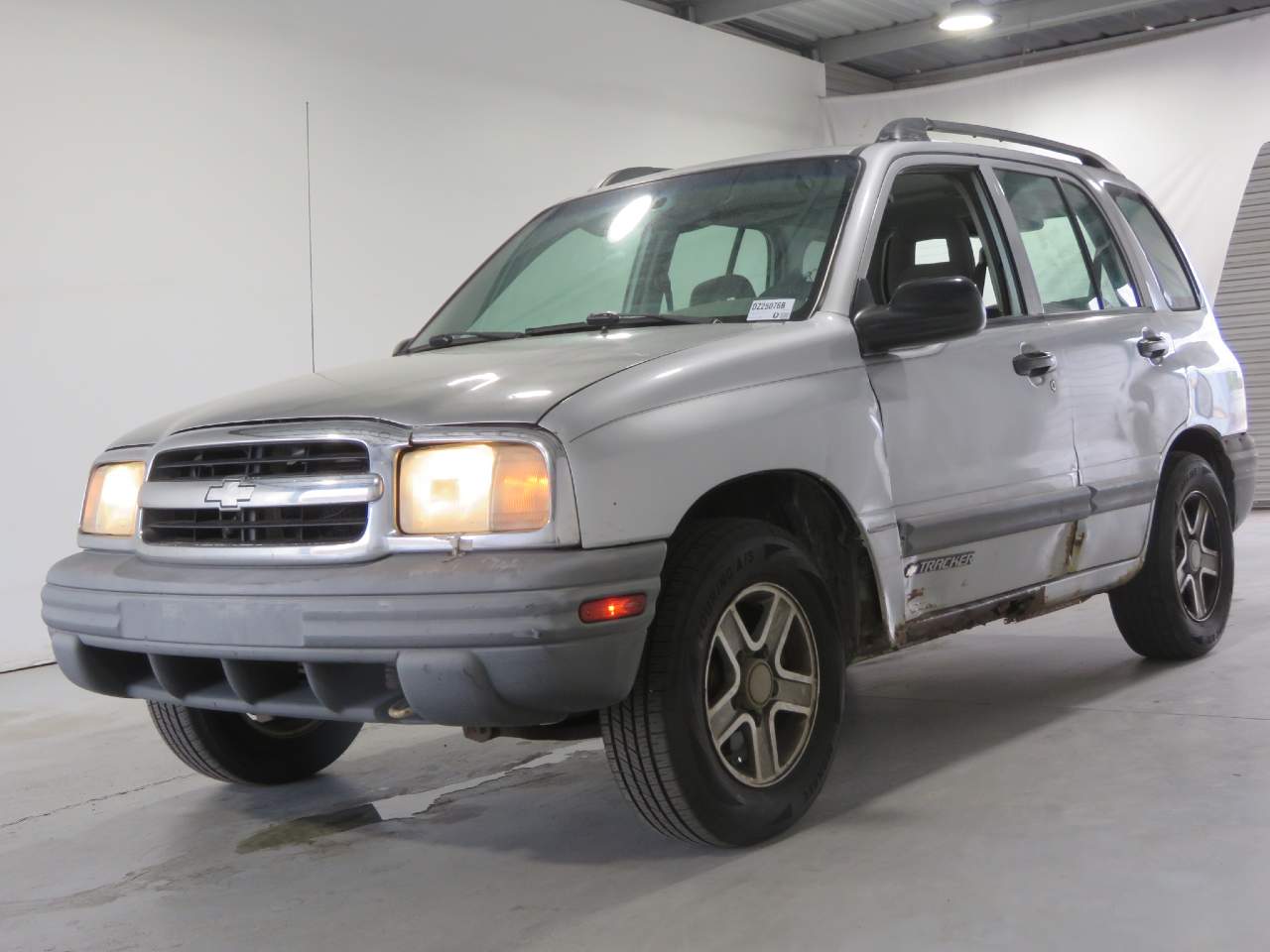 2004 Chevrolet Tracker  