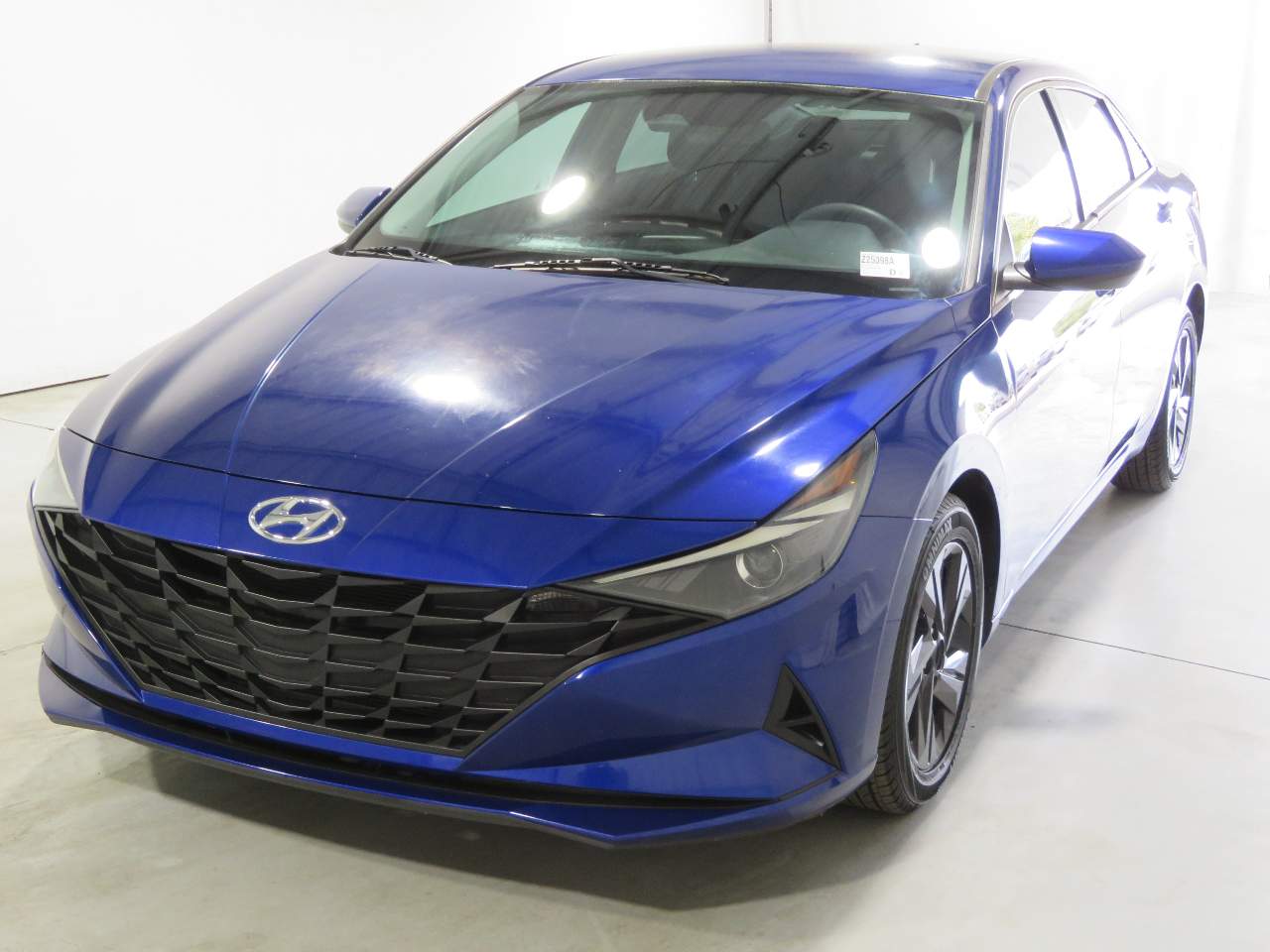 2021 Hyundai Elantra SEL's photo